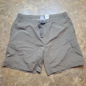 Columbia Cargo Shorts Mens XXL 40x9 Beige Hiking Fishing Outdoor Gorpcore